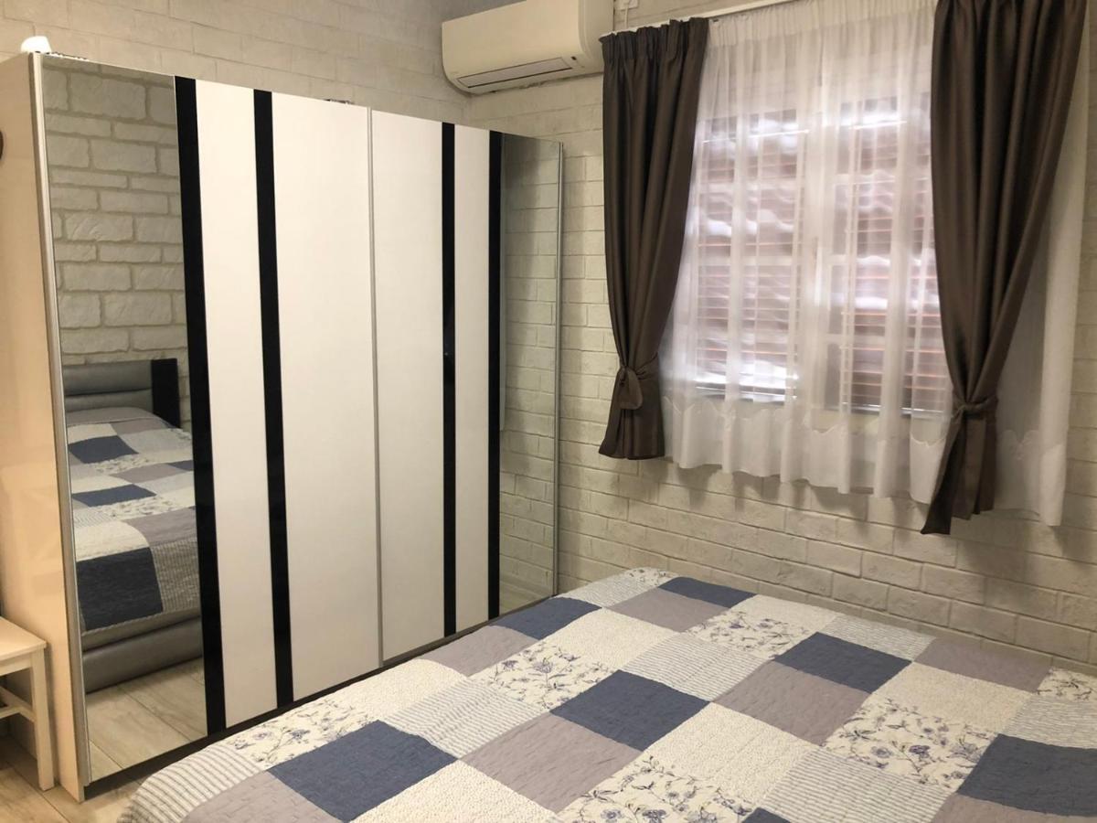 Guest House Costa 2 Karianí Екстериор снимка