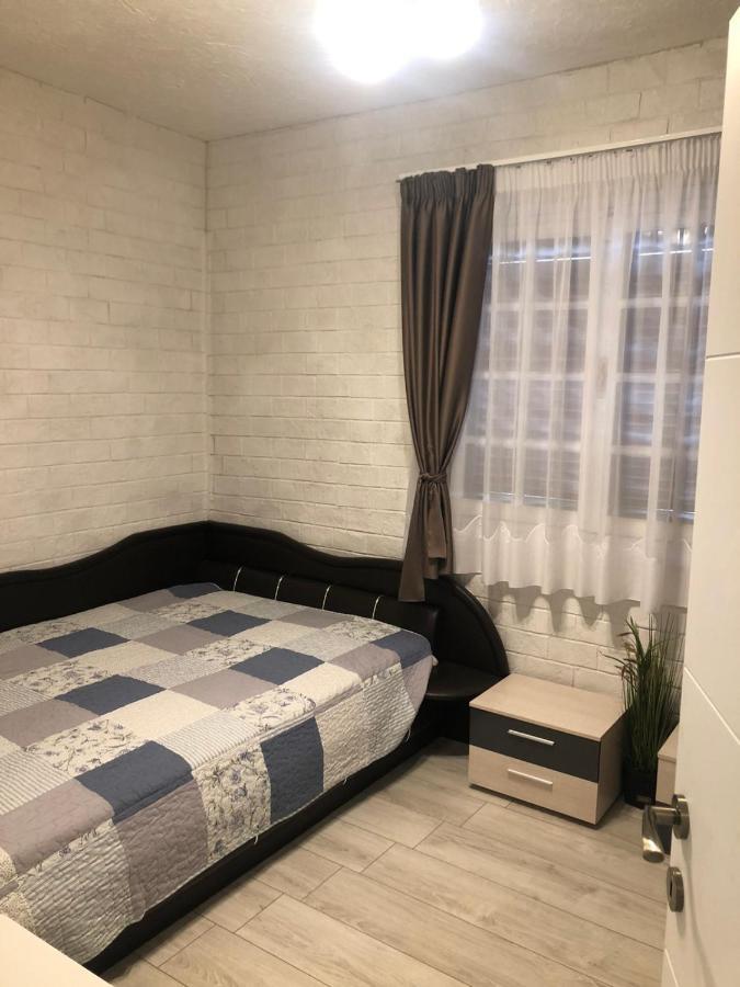Guest House Costa 2 Karianí Екстериор снимка